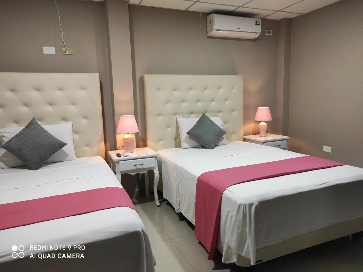 Royalinn Guayaquil Luaran gambar