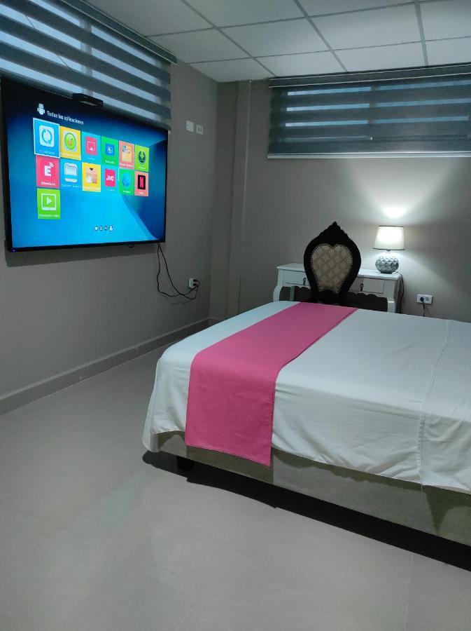 Royalinn Guayaquil Luaran gambar