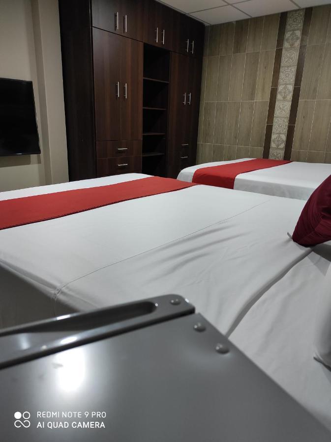 Royalinn Guayaquil Luaran gambar